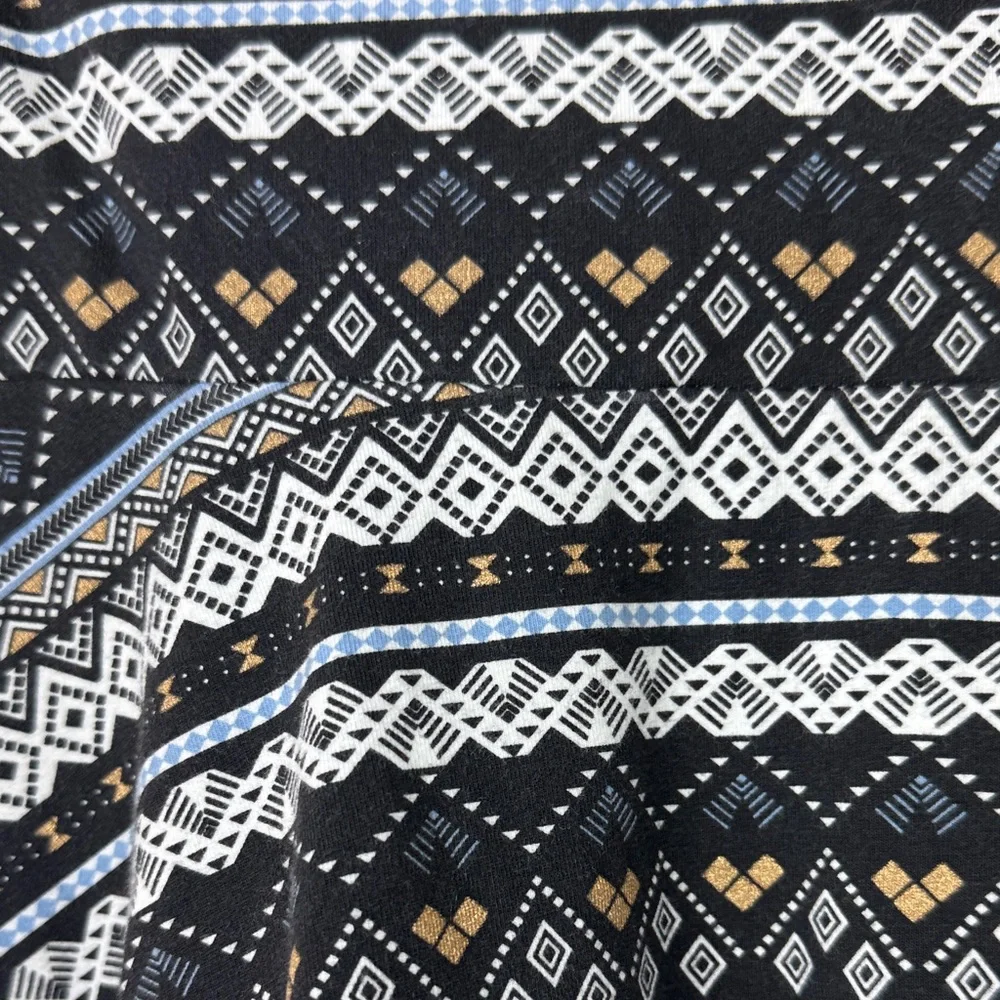 Geometric Patterned Dress - Picture 9 of 9
